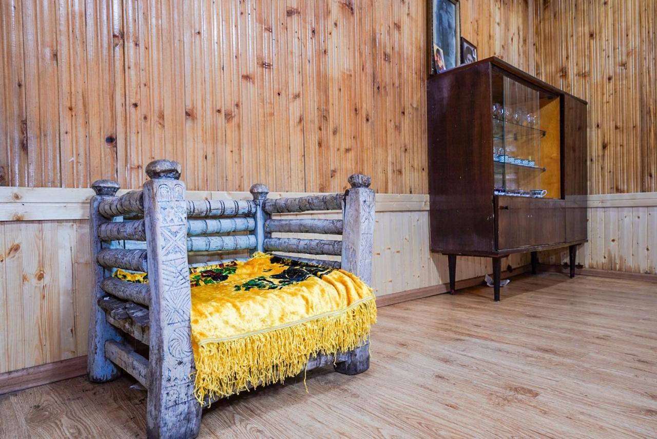 Bori'S Guesthouse Ушґулі Екстер'єр фото